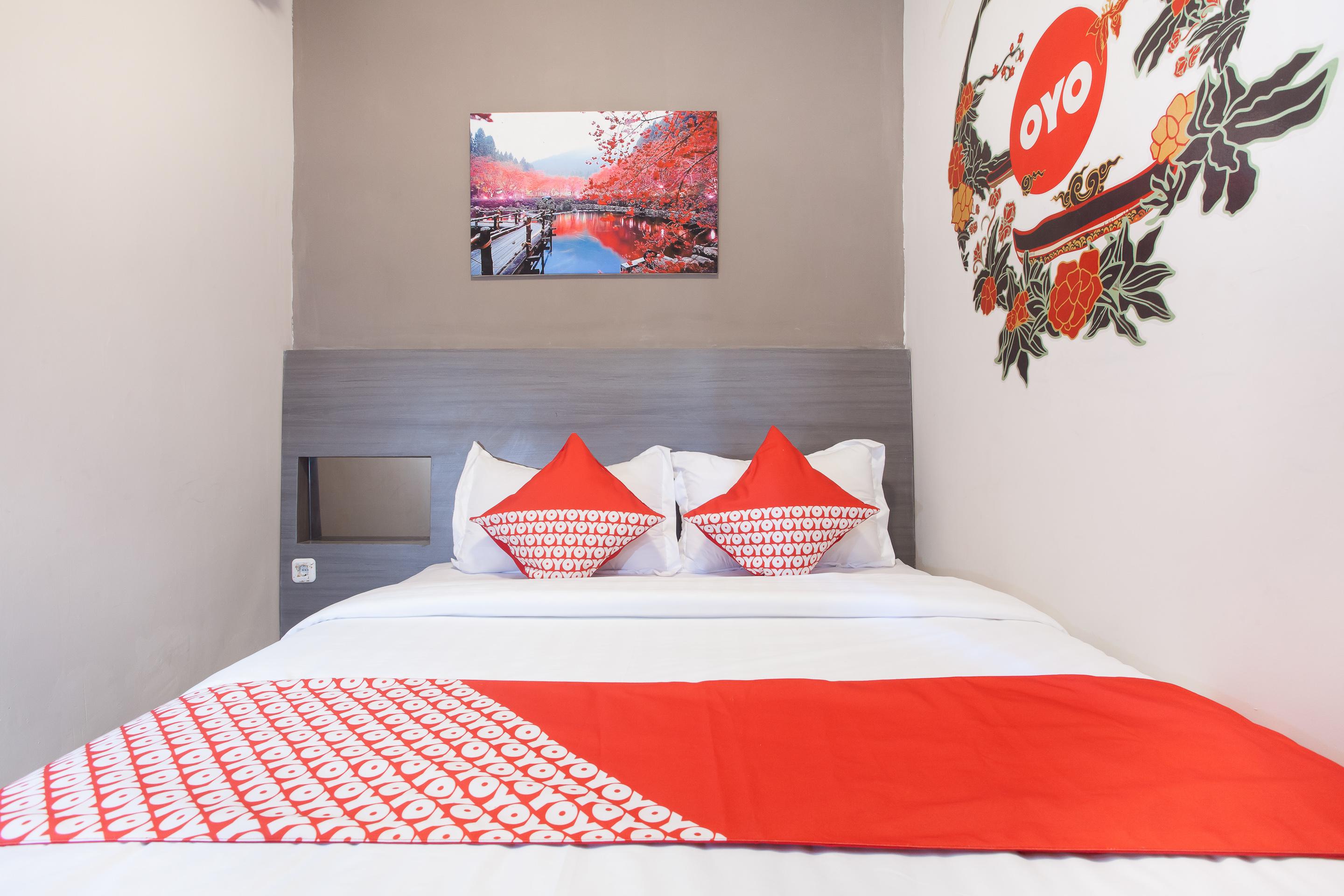 We Stay Residence Redpartner Surabaya Buitenkant foto
