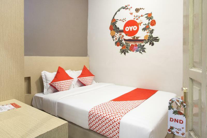 We Stay Residence Redpartner Surabaya Buitenkant foto